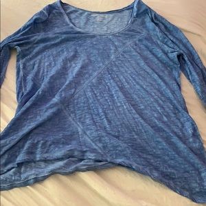 Long sleeve light t shirt